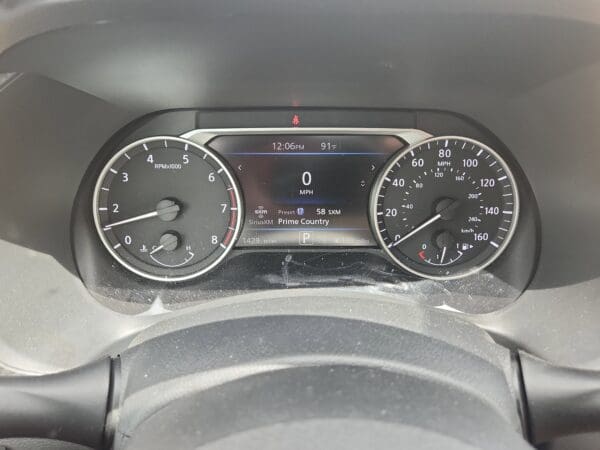 2025 Nissan Sentra - Image 8
