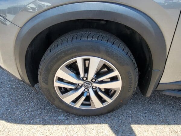 2023 Nissan Pathfinder - Image 18