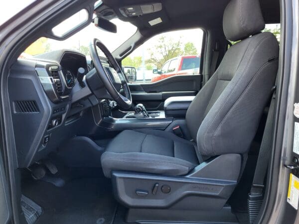 2023 Ford F-150 - Image 8
