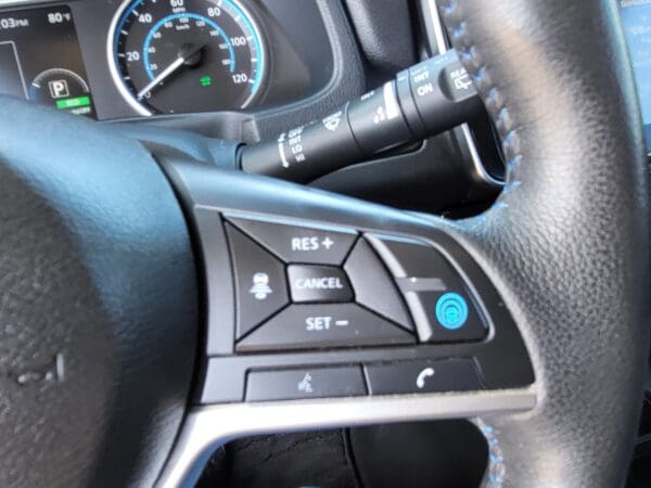 2019 Nissan LEAF - Image 21