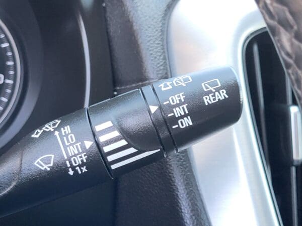 2024 GMC Terrain - Image 28