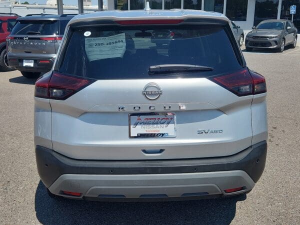 2023 Nissan Rogue - Image 19