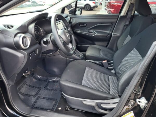 2024 Nissan Versa - Image 8