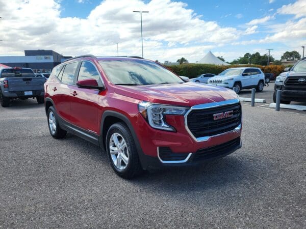 2024 GMC Terrain - Image 4
