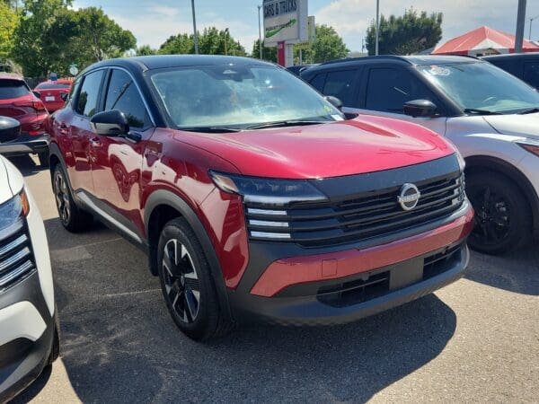 2025 Nissan Kicks - Image 3