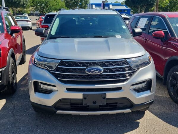 2024 Ford Explorer - Image 2
