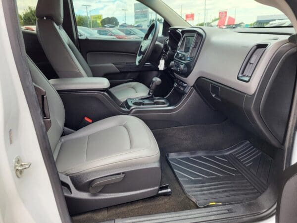 2018 Chevrolet Colorado - Image 13