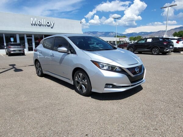 2019 Nissan LEAF - Image 4