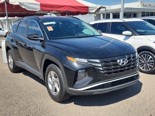 2023 Hyundai Tucson - Image 3