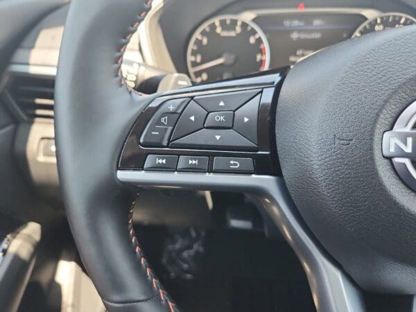 2025 Nissan Altima - Image 6