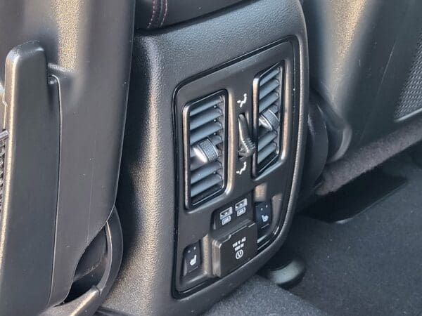 2024 Dodge Durango - Image 25