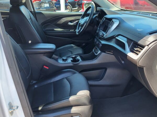 2024 GMC Terrain - Image 15