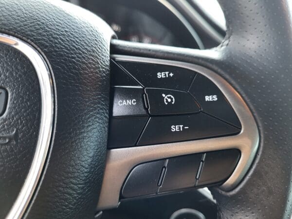 2019 Dodge Challenger - Image 17