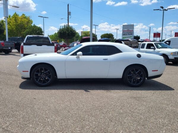2019 Dodge Challenger - Image 2