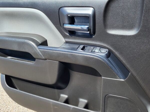 2018 GMC Sierra 1500 - Image 6