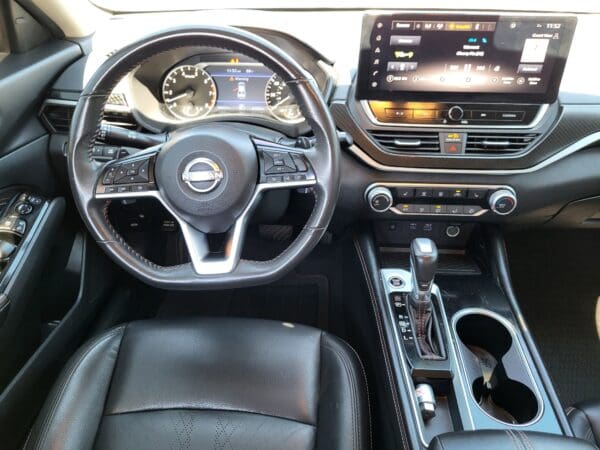 2023 Nissan Altima - Image 11