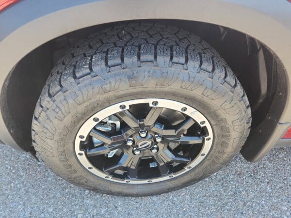2025 Nissan Pathfinder - Image 21