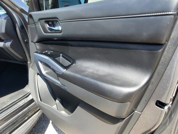 2023 Nissan Pathfinder - Image 17