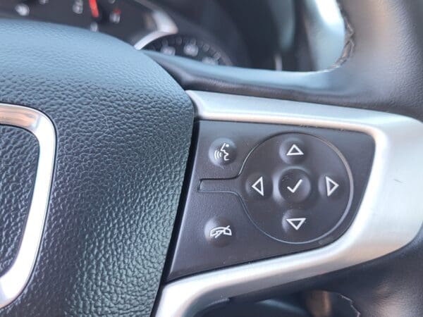 2024 GMC Terrain - Image 21
