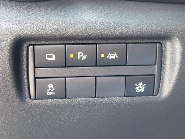 2024 Nissan Versa - Image 25