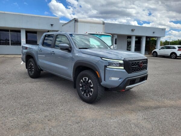 2024 Nissan Frontier - Image 4
