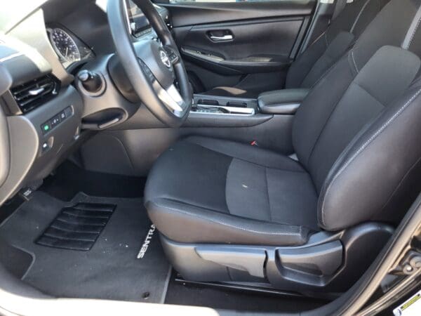 2025 Nissan Sentra - Image 8