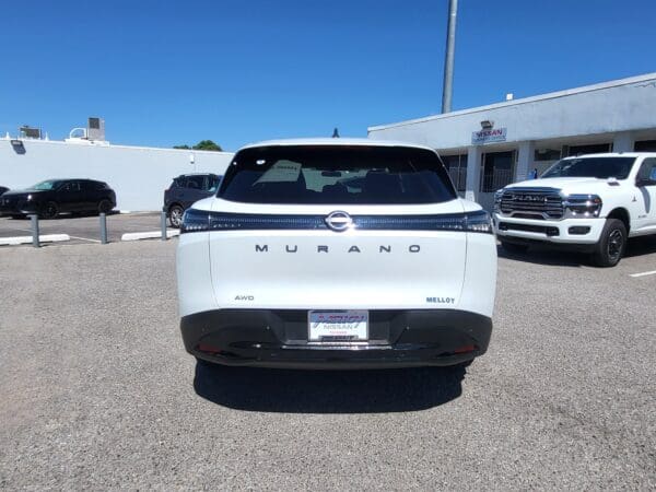 2025 Nissan Murano - Image 13