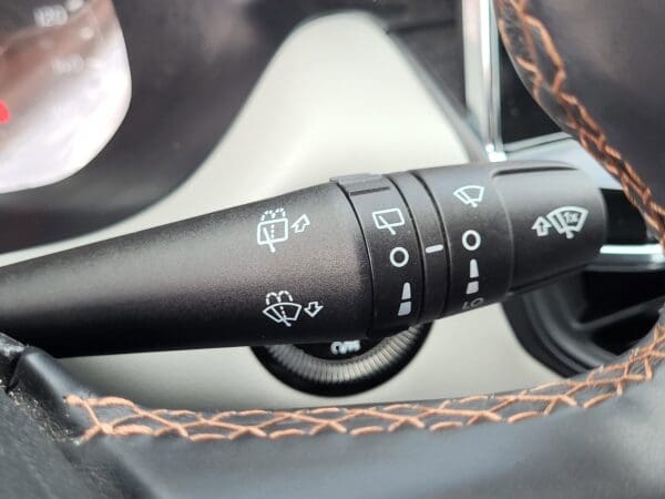 2022 Jeep Compass - Image 27