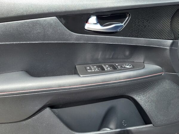 2024 Kia Forte - Image 6