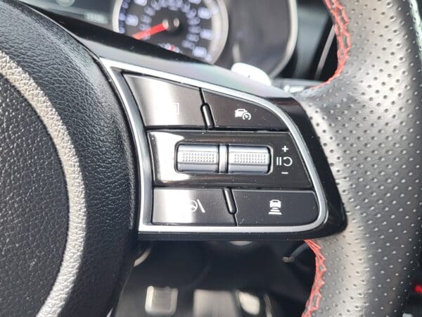 2024 Kia Forte - Image 21