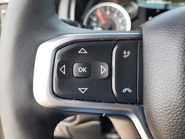 2025 Ram 1500 - Image 19