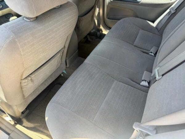 2005 Toyota Camry - Image 6