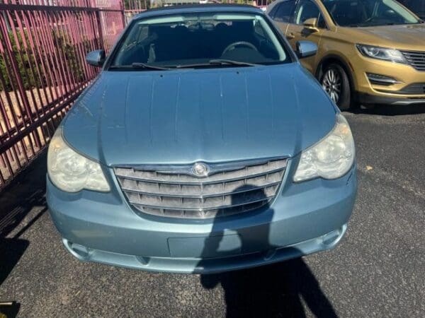 2009 Chrysler Sebring - Image 3