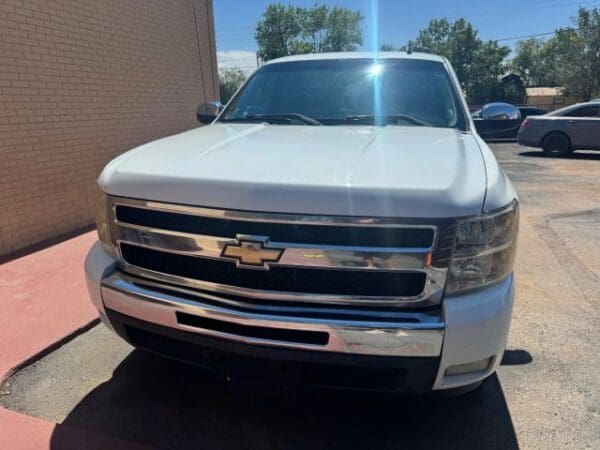 2011 Chevrolet Silverado 1500 Extended Cab - Image 4