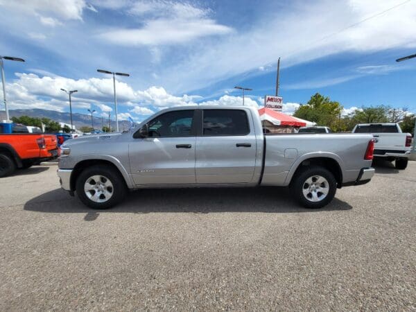 2025 Ram 1500 - Image 2