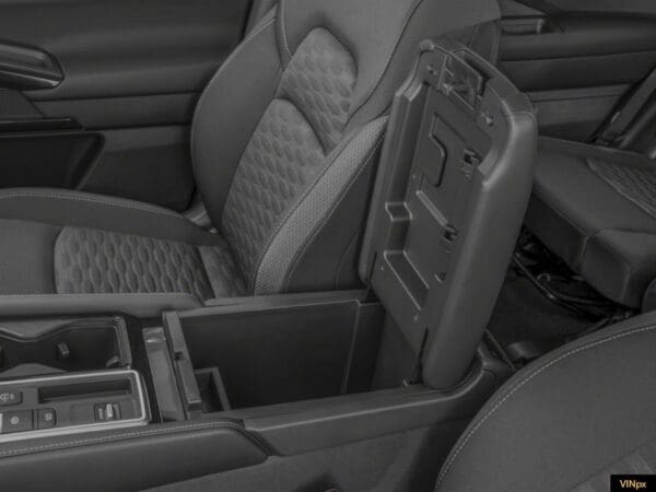 2025 Nissan Pathfinder - Image 12