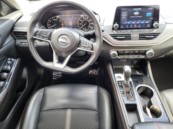 2024 Nissan Altima - Image 10