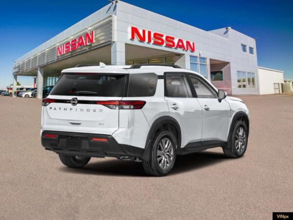 2025 Nissan Pathfinder - Image 2