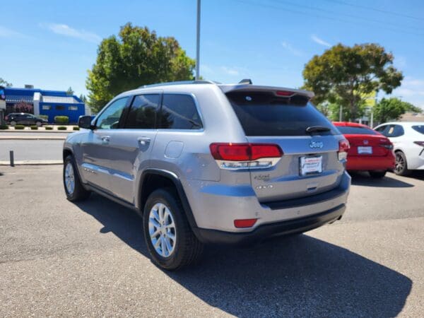 2021 Jeep Grand Cherokee - Image 3