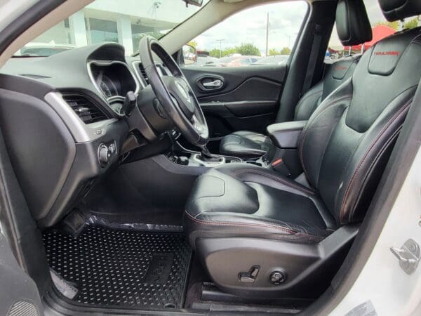2016 Jeep Cherokee - Image 8