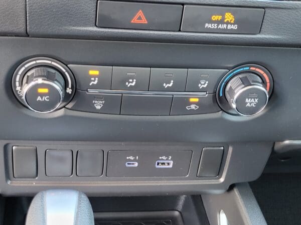2022 Nissan Frontier - Image 24