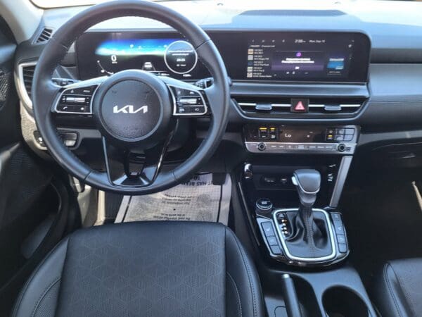 2024 Kia Seltos - Image 10