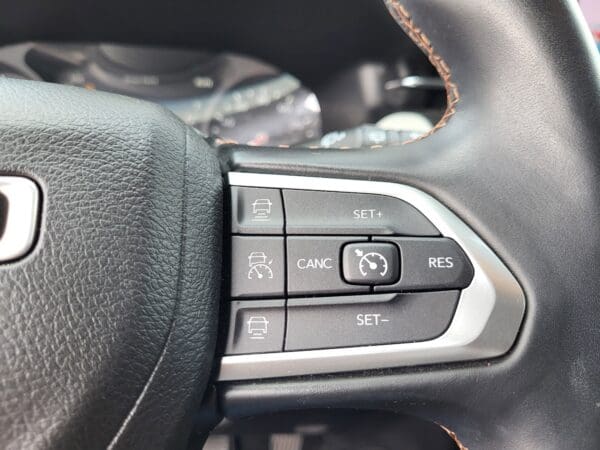 2022 Jeep Compass - Image 22