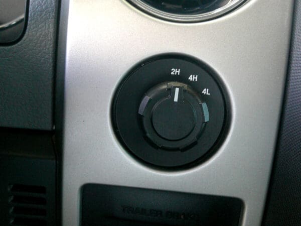 2013 Ford F-150 - Image 8