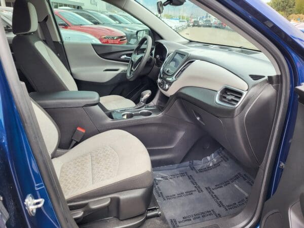 2022 Chevrolet Equinox - Image 14