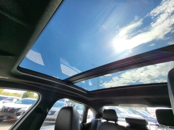 2024 BMW 2 Series - Image 28