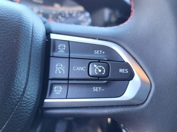 2024 Jeep Compass - Image 20