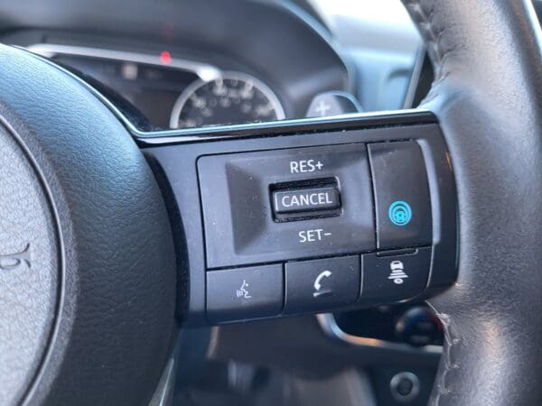 2021 Nissan Rogue - Image 21