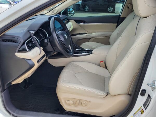 2021 Toyota Camry - Image 8