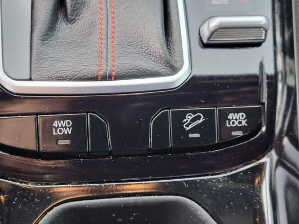 2023 Jeep Compass - Image 26